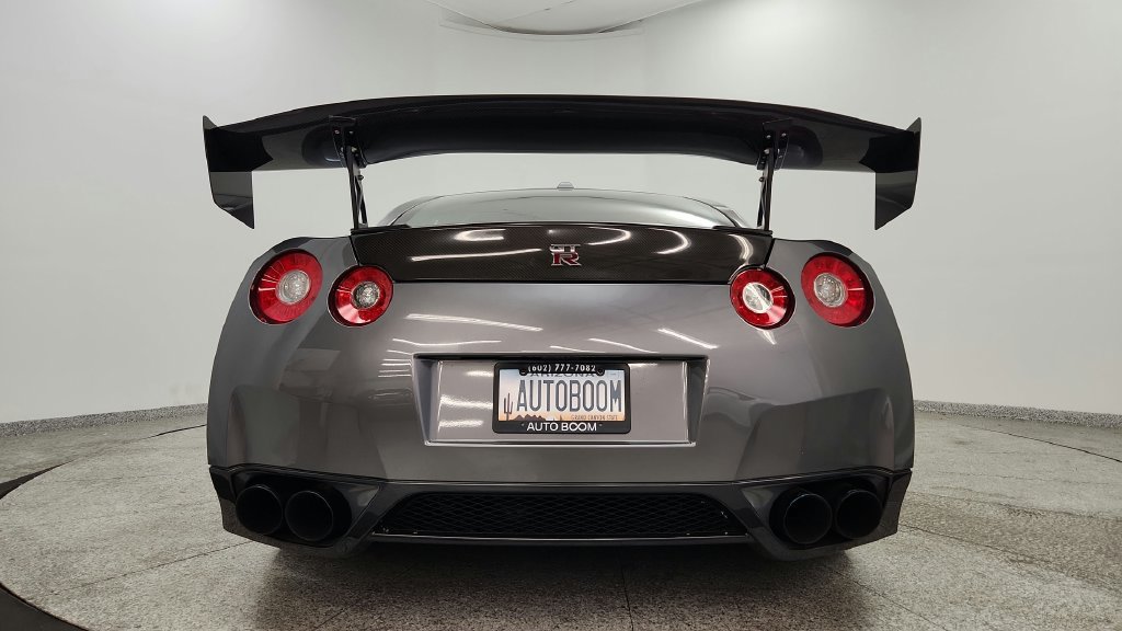 Used 2011 Nissan GT-R Premium AWD/4WD image 30