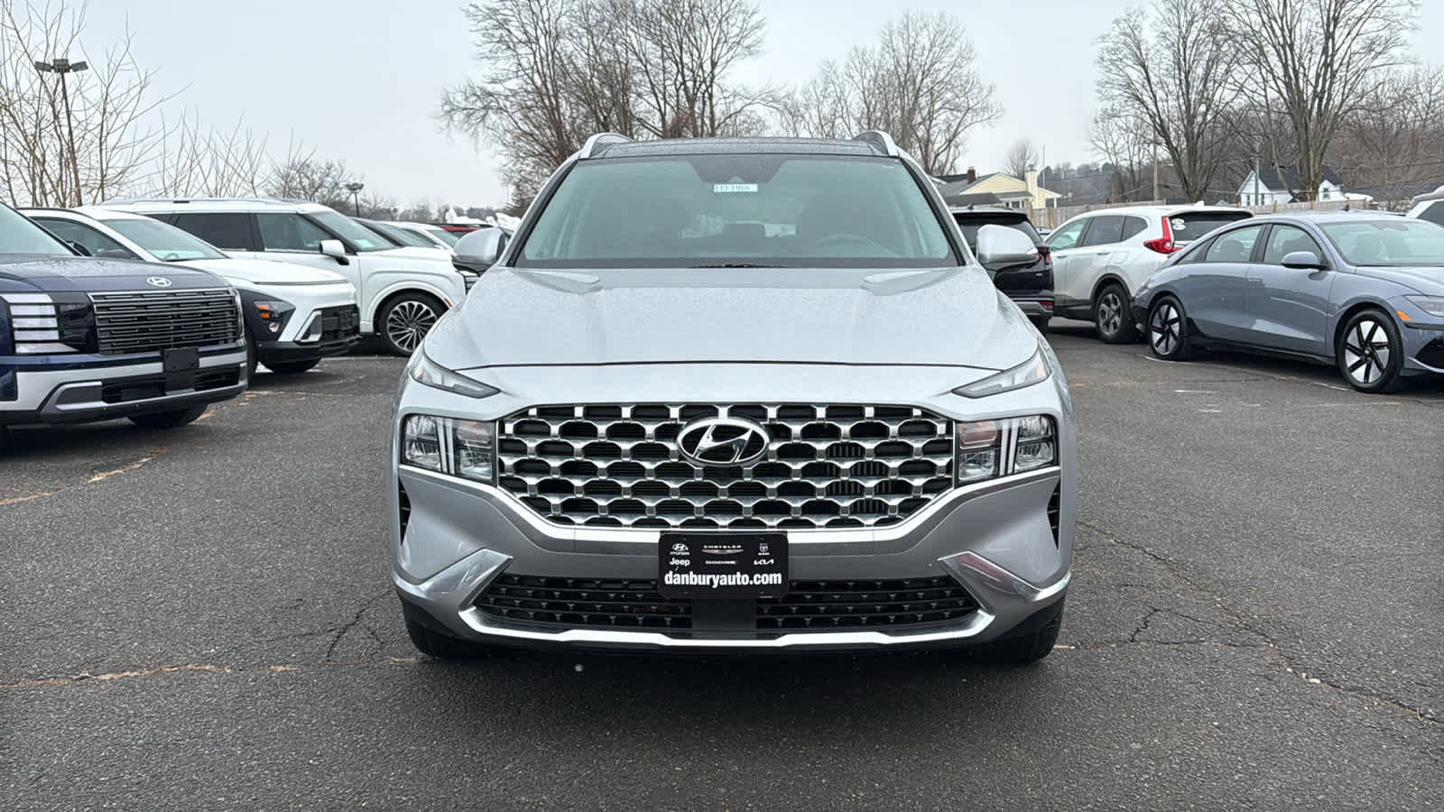 Used 2023 Hyundai Santa Fe SEL Premium image 2