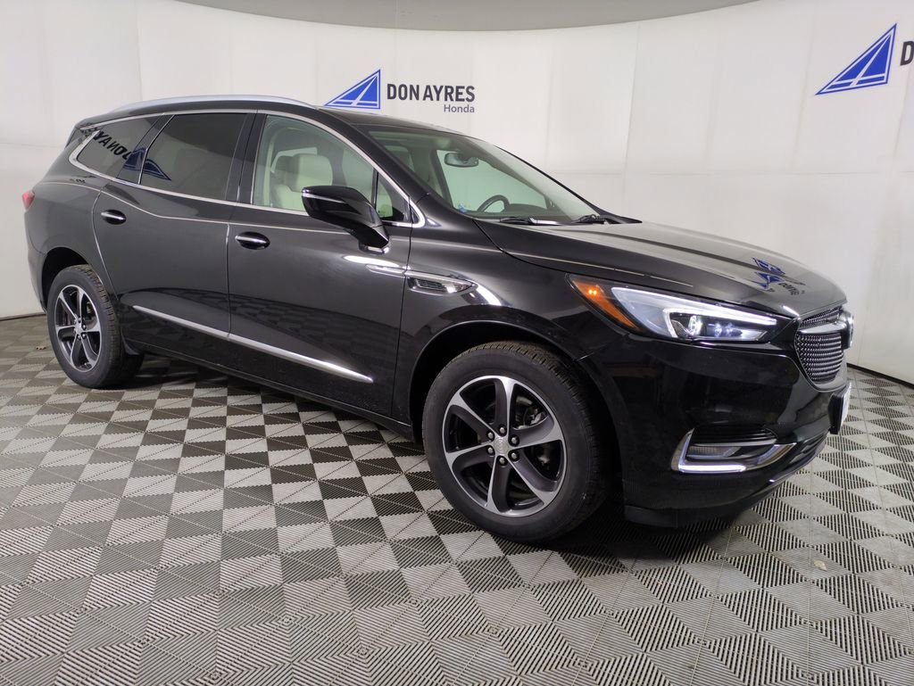 Used 2021 Buick Enclave Essence w/ Sport Touring Edition image 10