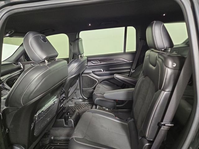 Used 2022 Jeep Grand Cherokee L Laredo image 15