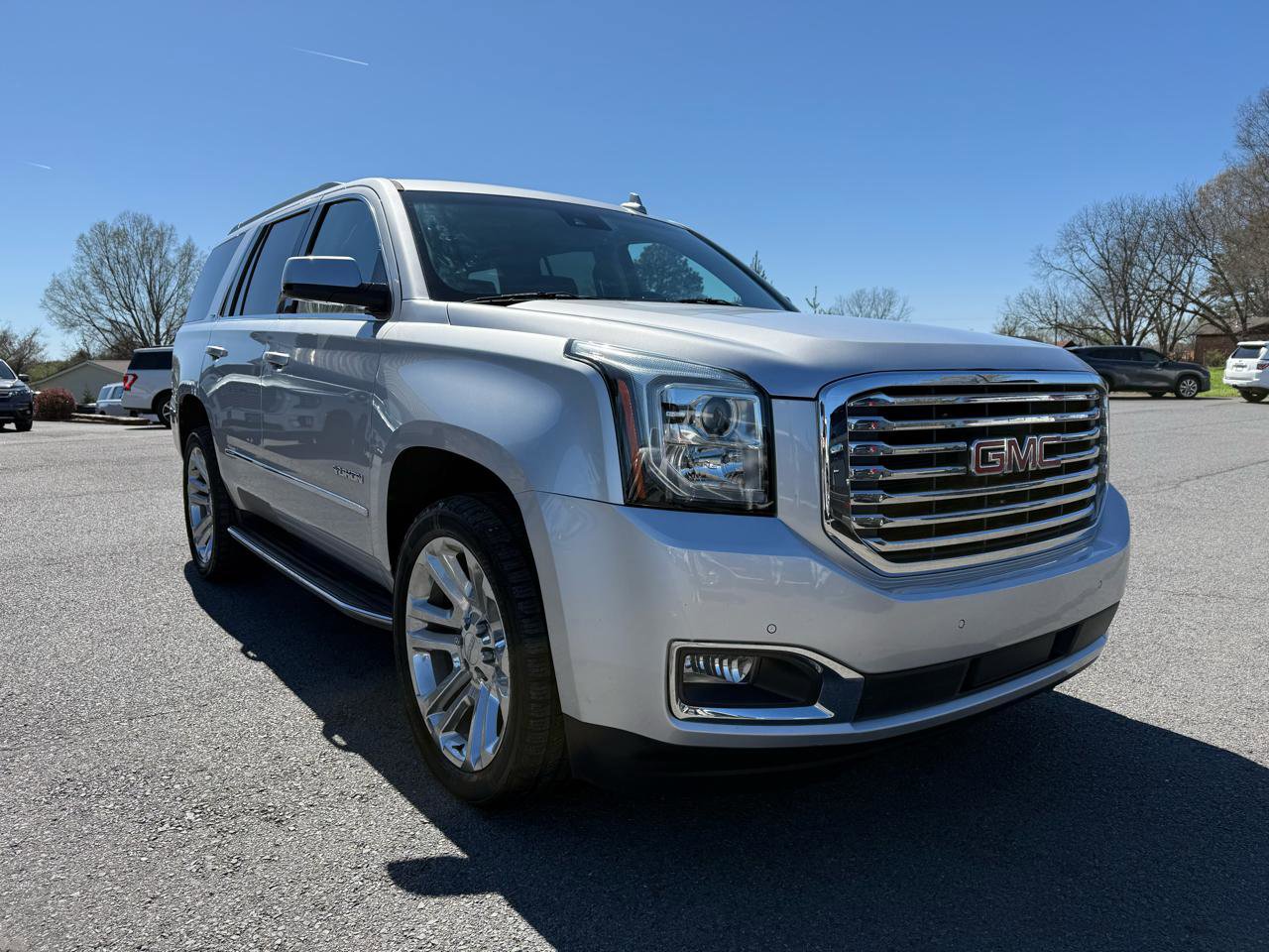 Used 2018 GMC Yukon SLT w/ Premium Edition AWD/4WD image 8