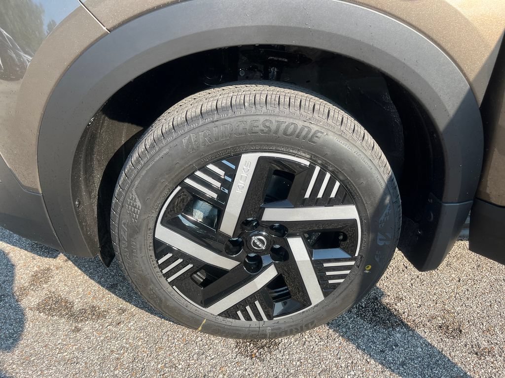 New 2027 Nissan Kicks SV w/ SV Premium Package FWD image 30
