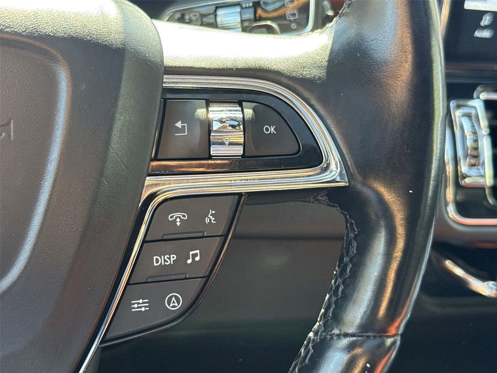 Used 2024 Lincoln Navigator Premiere image 35