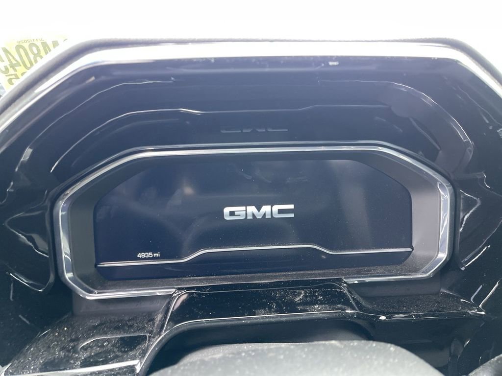 Used 2025 GMC Sierra 1500 Elevation image 4