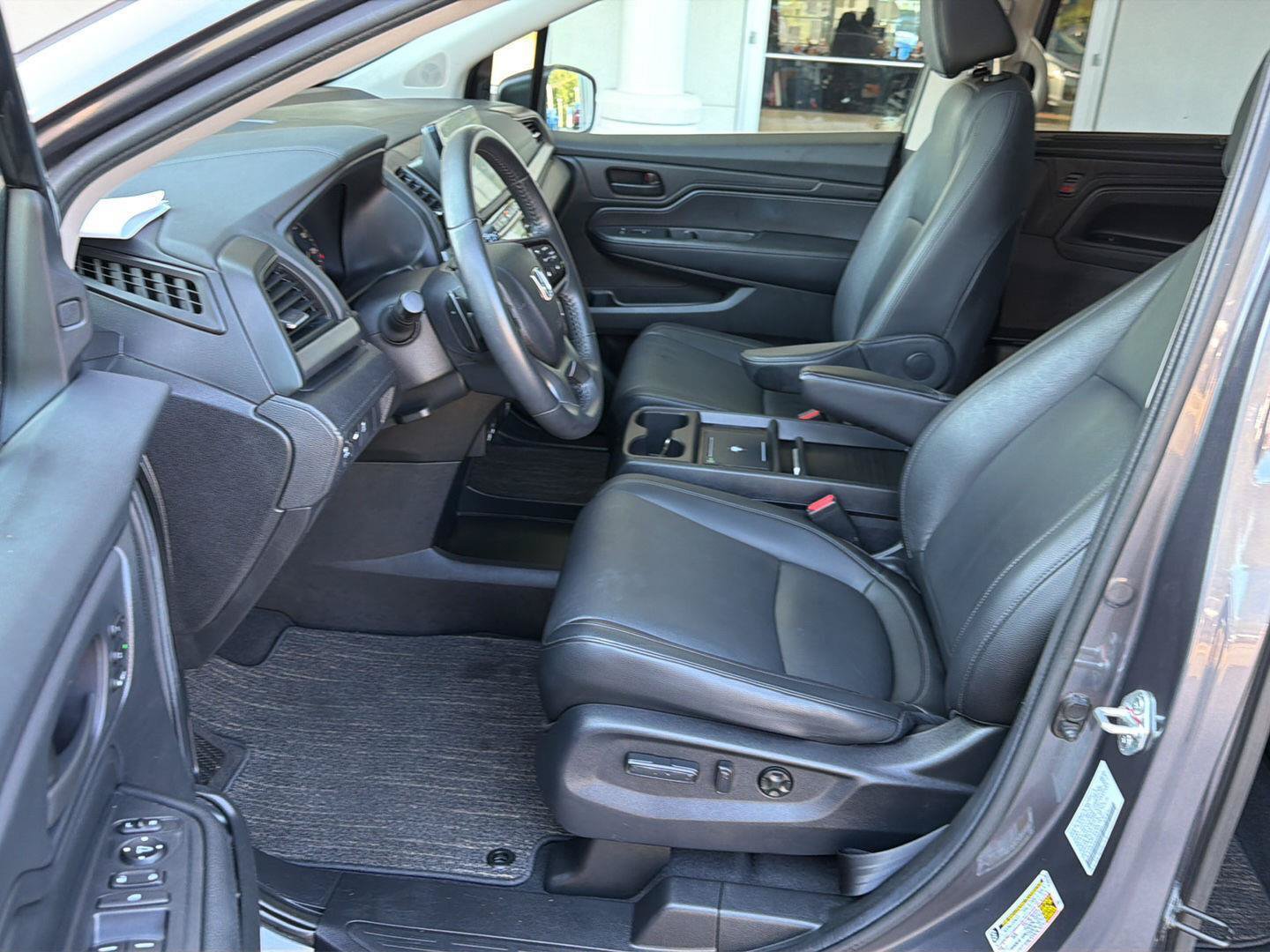 Used 2025 Honda Odyssey EX-L image 10