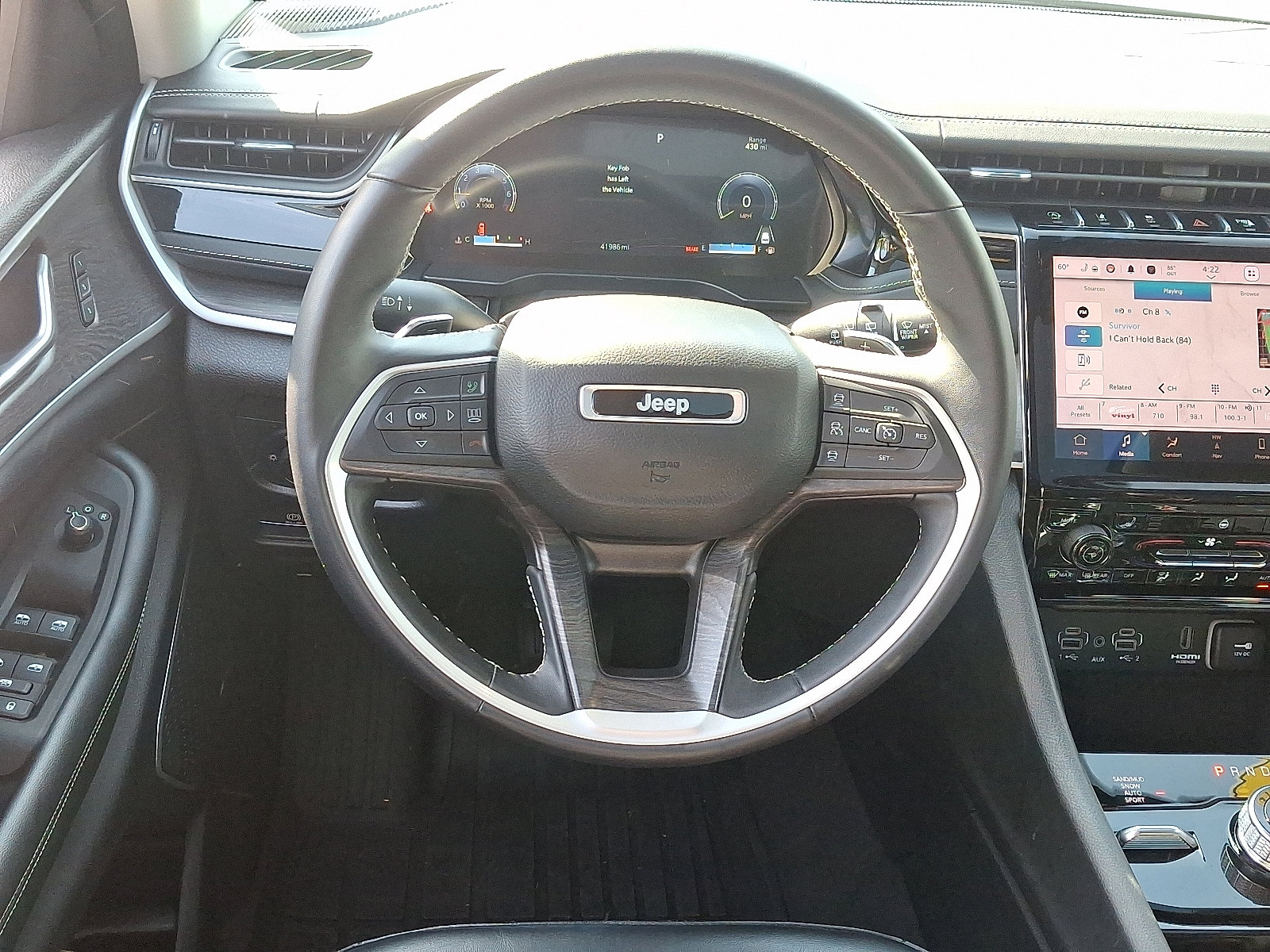 Used 2022 Jeep Grand Cherokee L Limited AWD/4WD image 14