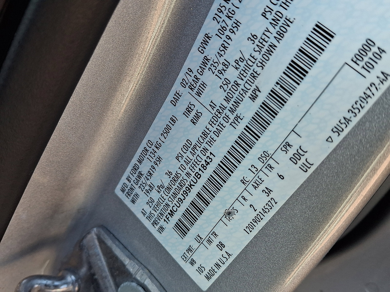 Certified 2019 Ford Escape Titanium image 27