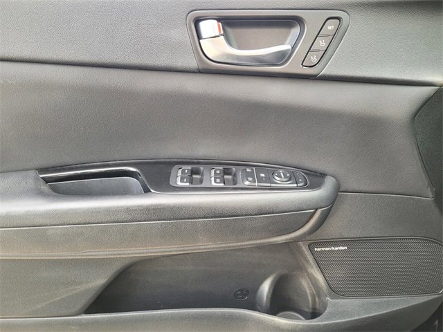 Used 2020 Kia Optima SX image 27