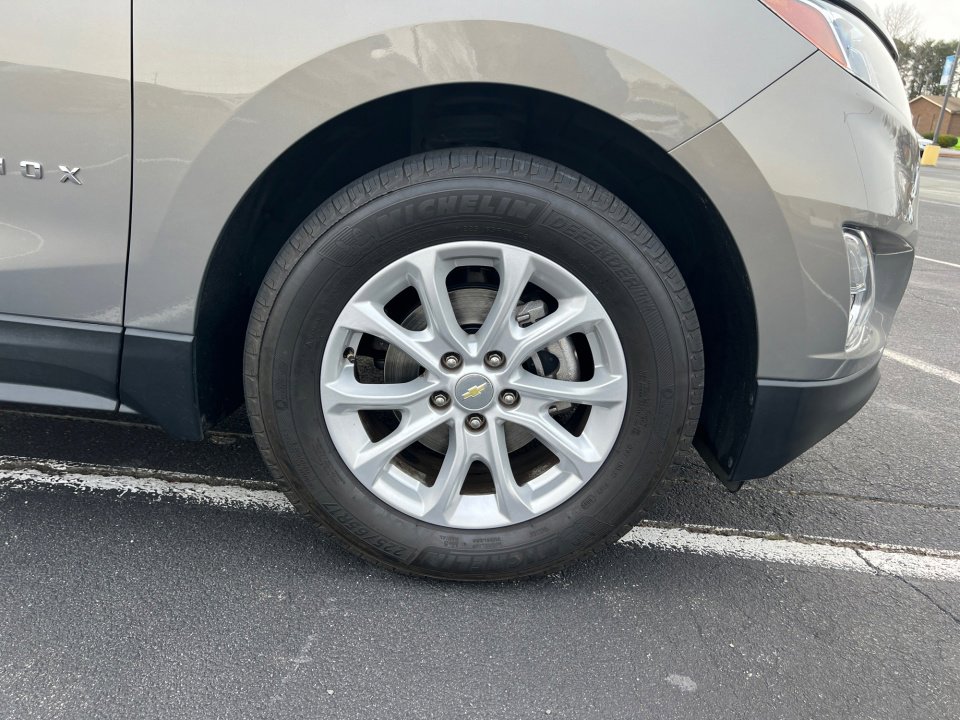 Used 2018 Chevrolet Equinox LT image 29