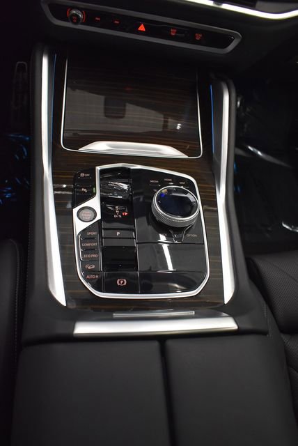 Used 2024 BMW X6 xDrive40i w/ Executive Package AWD/4WD image 29