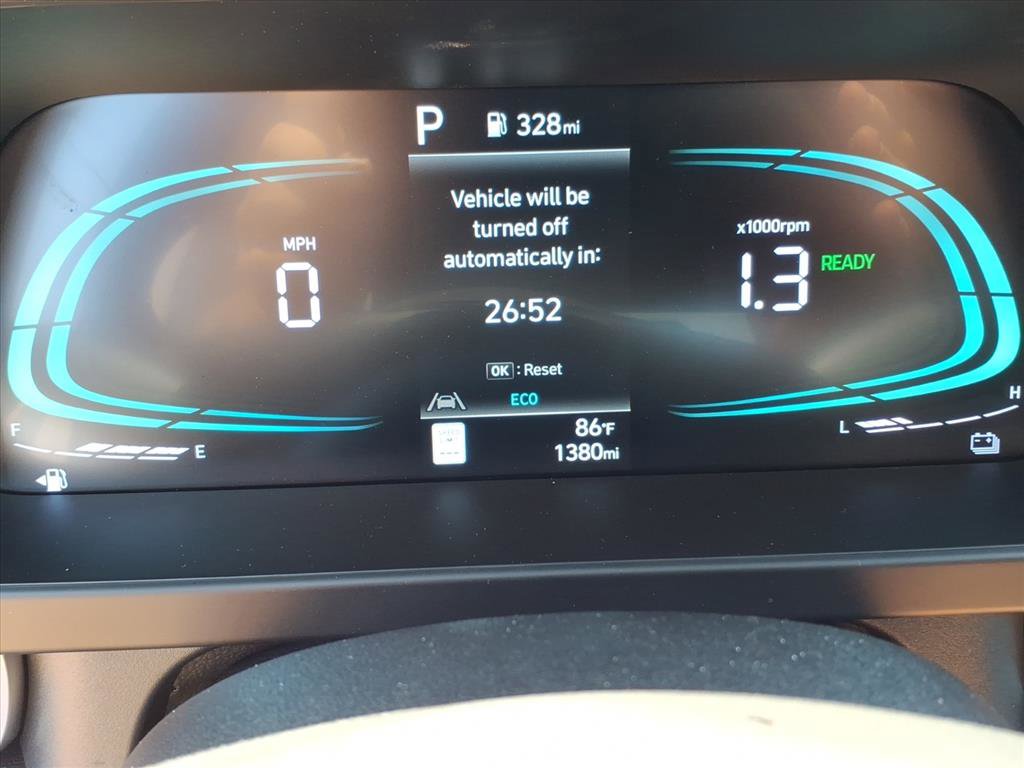 Used 2025 Hyundai Elantra Hybrid FWD image 19