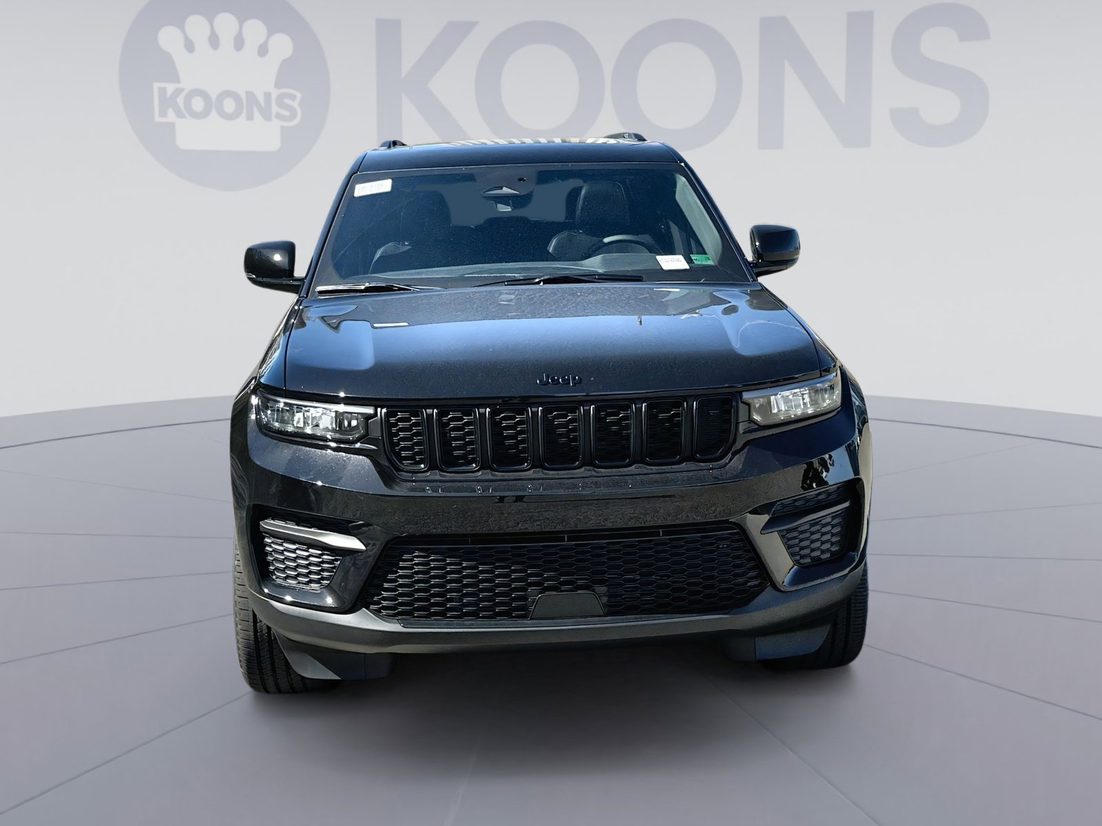 New 2025 Jeep Grand Cherokee Laredo image 11