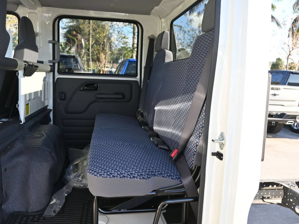New 2025 Chevrolet Low Cab Forward RWD image 11