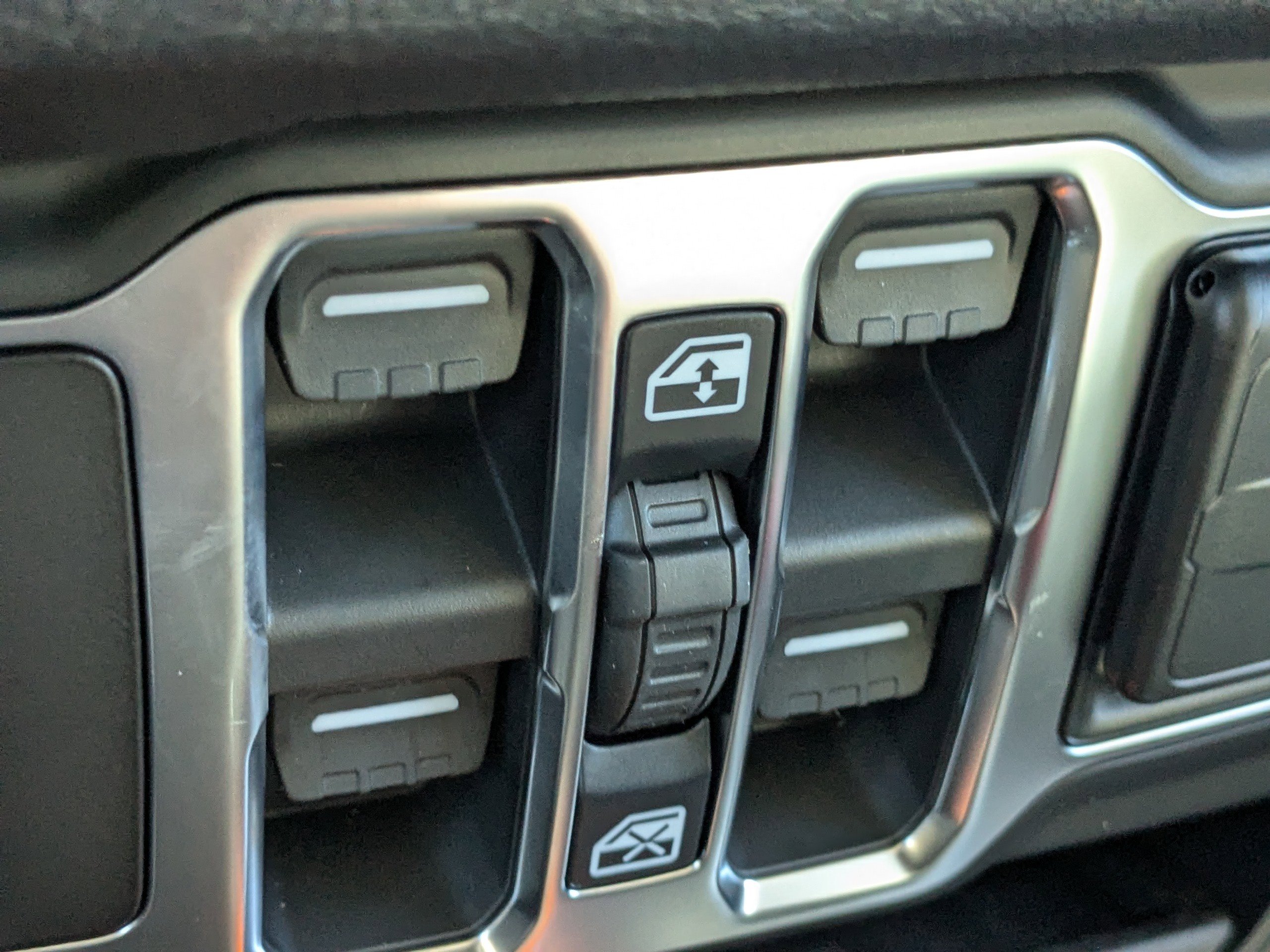 New 2026 Jeep Gladiator Sport image 22