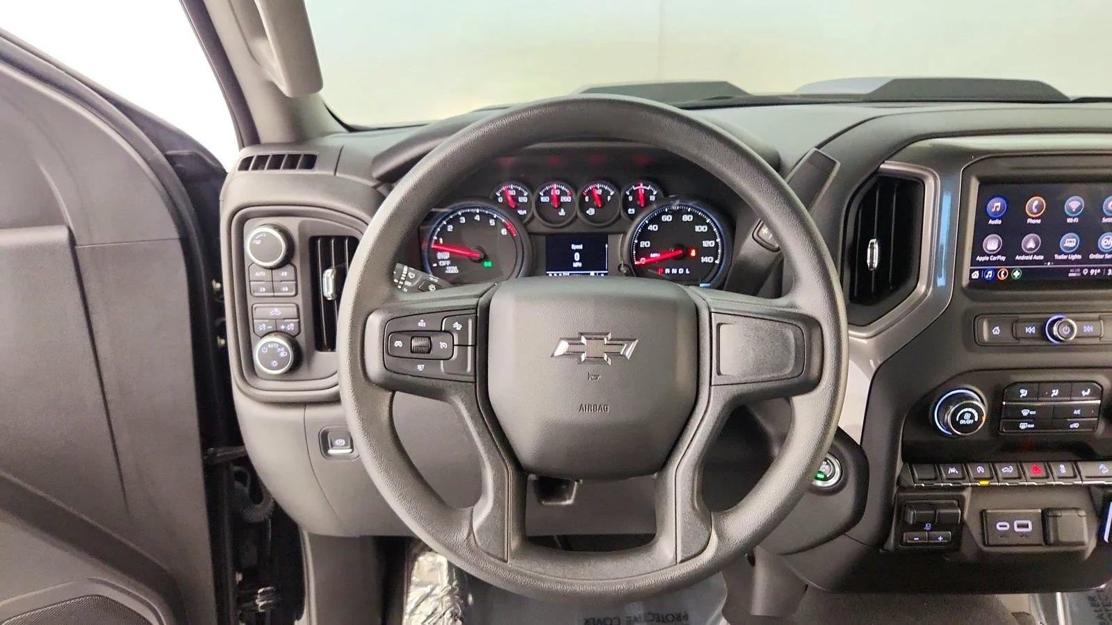 Used 2025 Chevrolet Silverado 1500 Custom Trail Boss AWD/4WD image 28