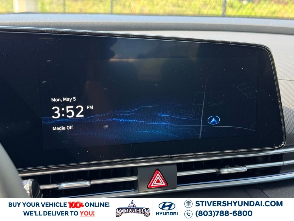 Certified 2025 Hyundai Elantra Limited image 34