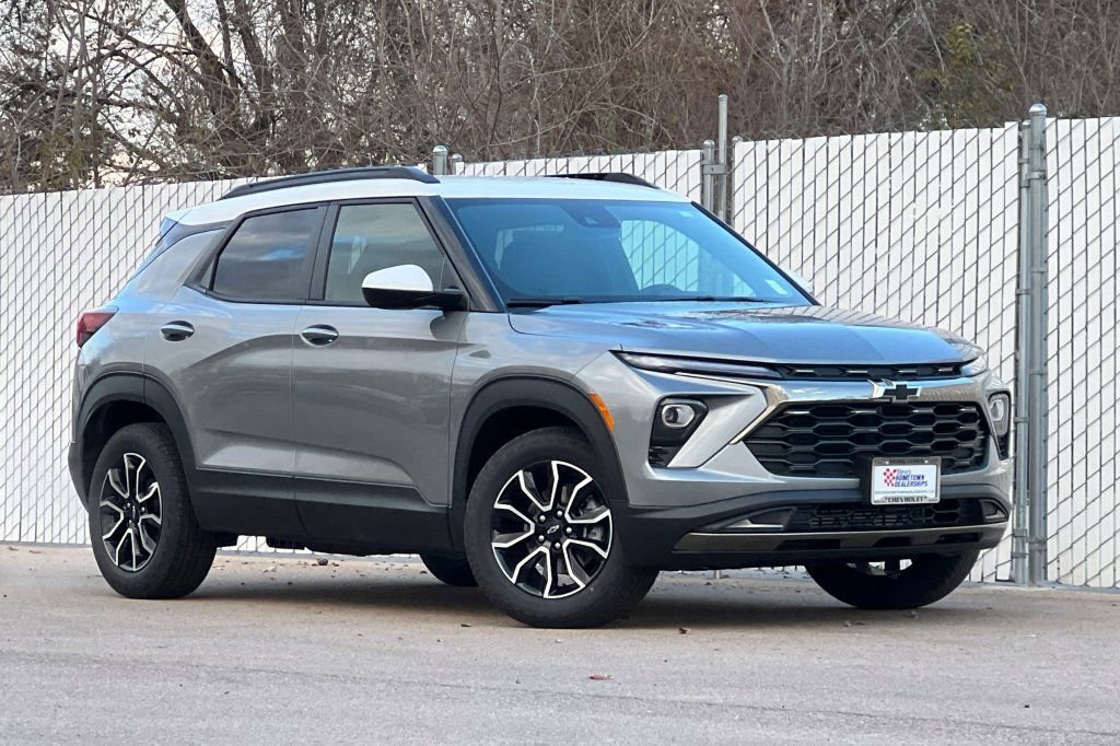 New 2026 Chevrolet TrailBlazer ACTIV w/ Convenience Package FWD image 2
