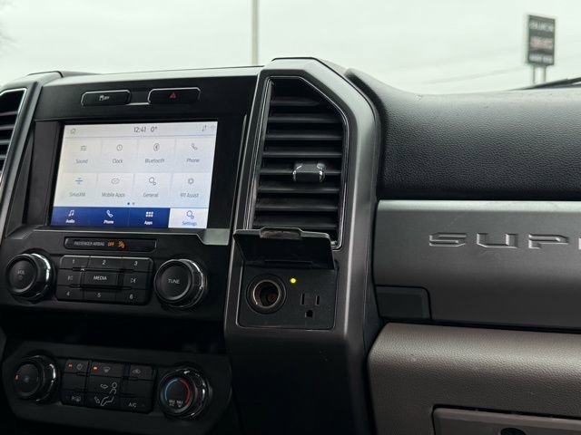 Certified 2021 Ford F250 XLT image 28