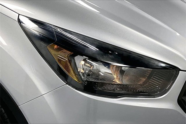 Used 2019 Ford Escape S image 27