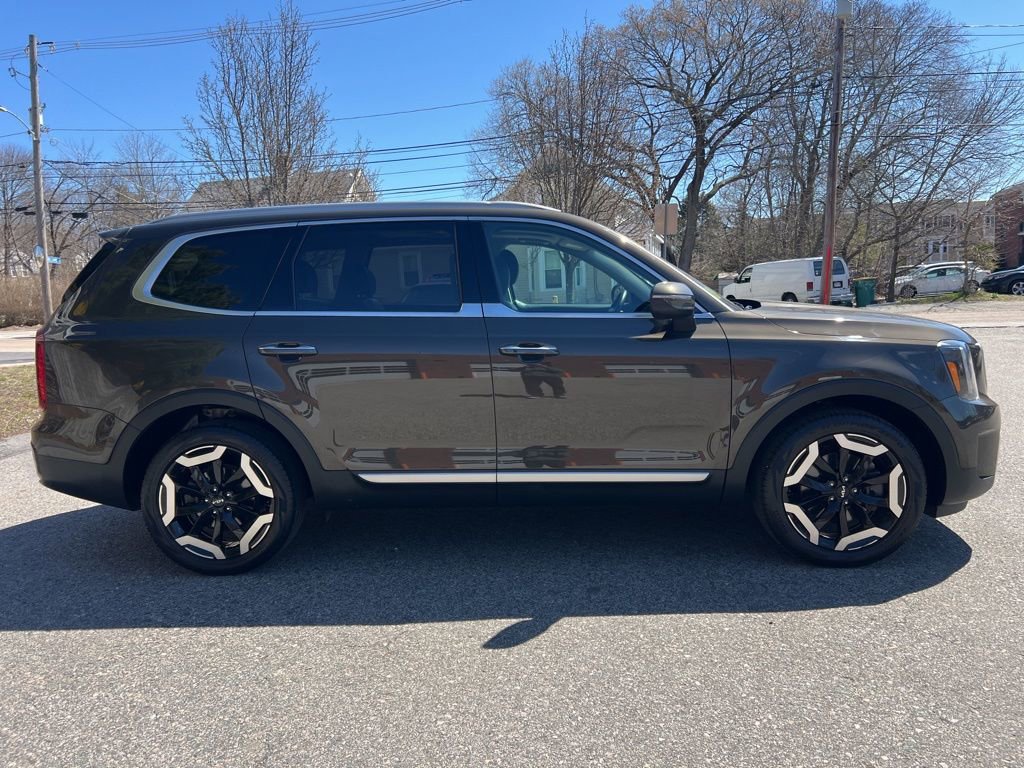 Used 2023 Kia Telluride S w/ S Sunroof Package AWD/4WD image 5