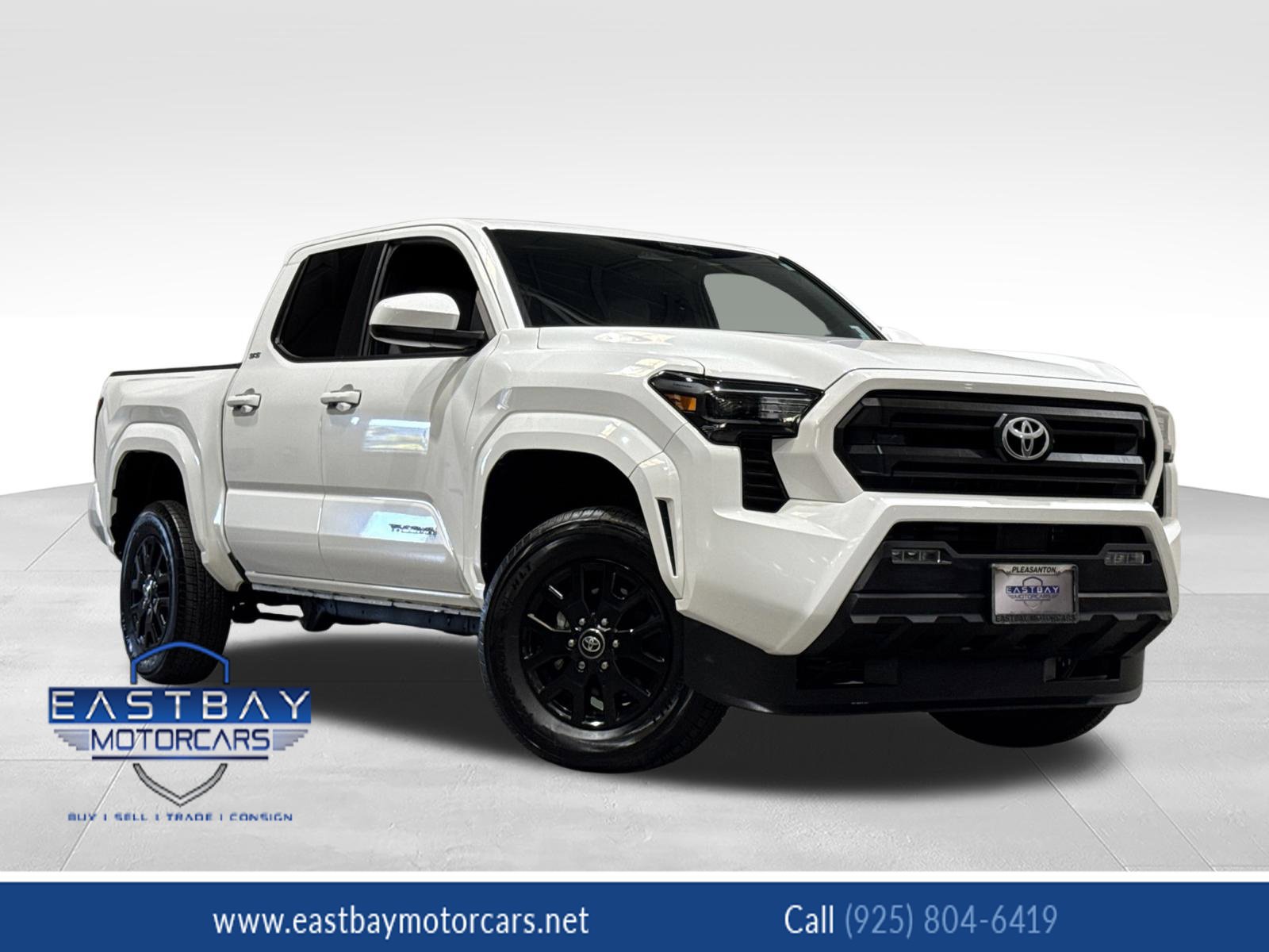 Used 2025 Toyota Tacoma SR5