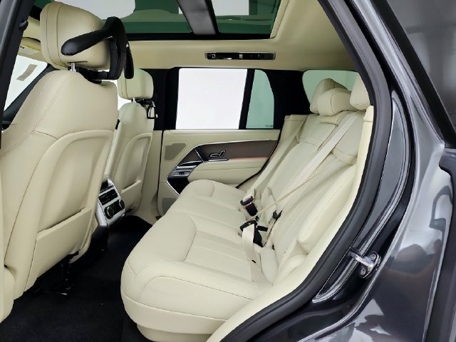 New 2026 Land Rover Range Rover SE AWD/4WD image 28