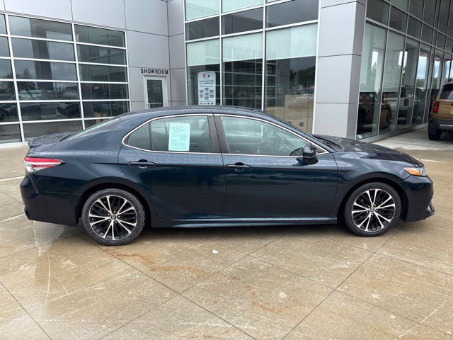 Used 2018 Toyota Camry SE FWD image 8