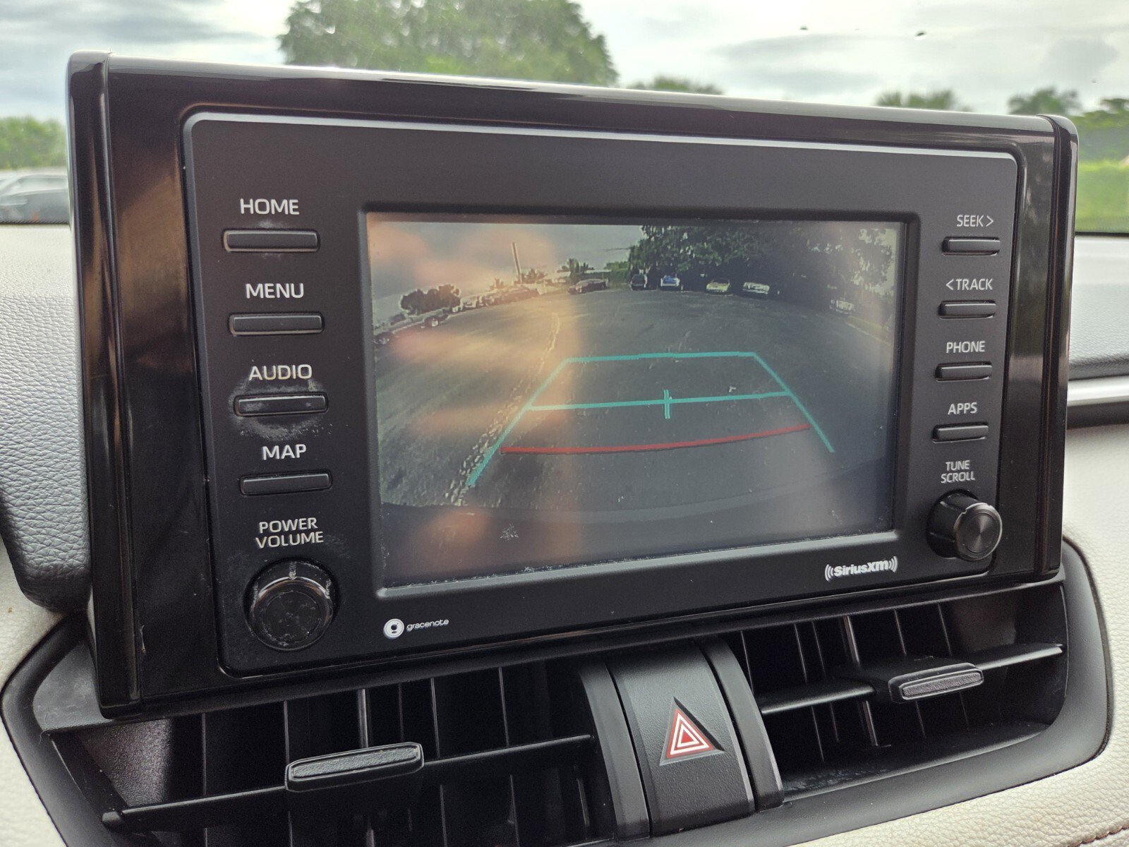 Used 2022 Toyota RAV4 XLE FWD image 26