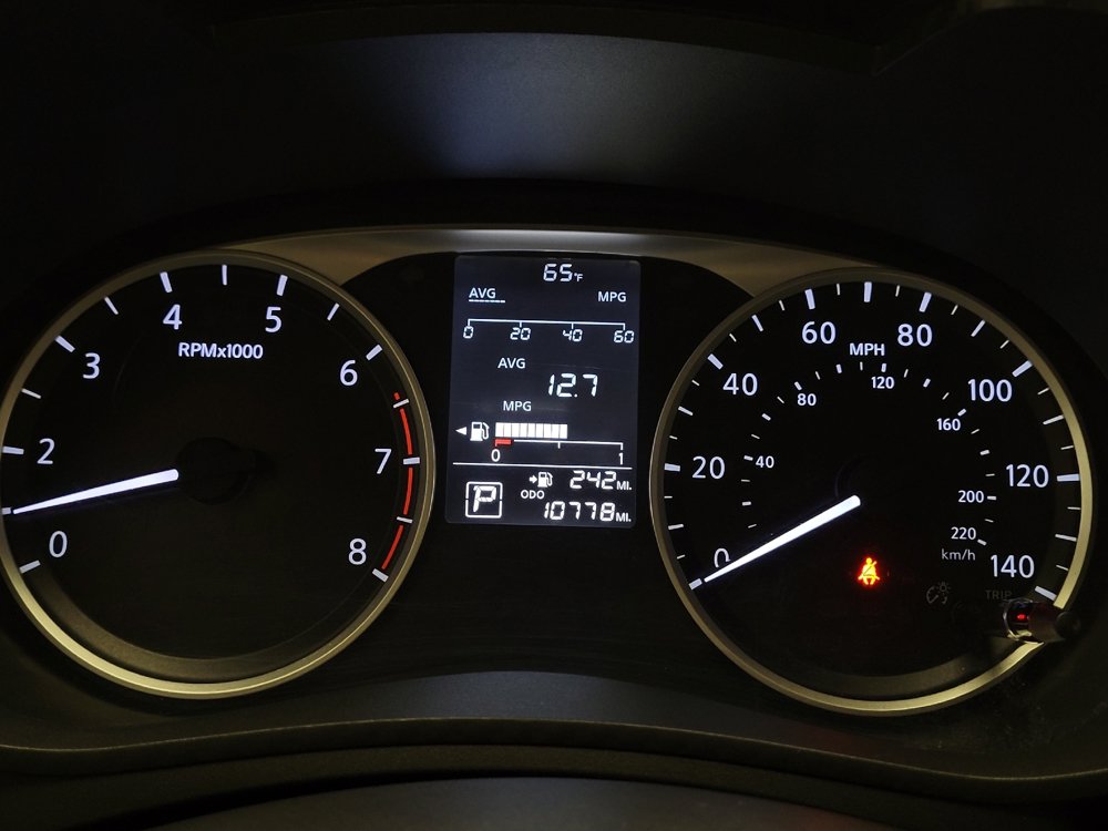 Used 2025 Nissan Versa S w/ Trunk Package FWD image 23
