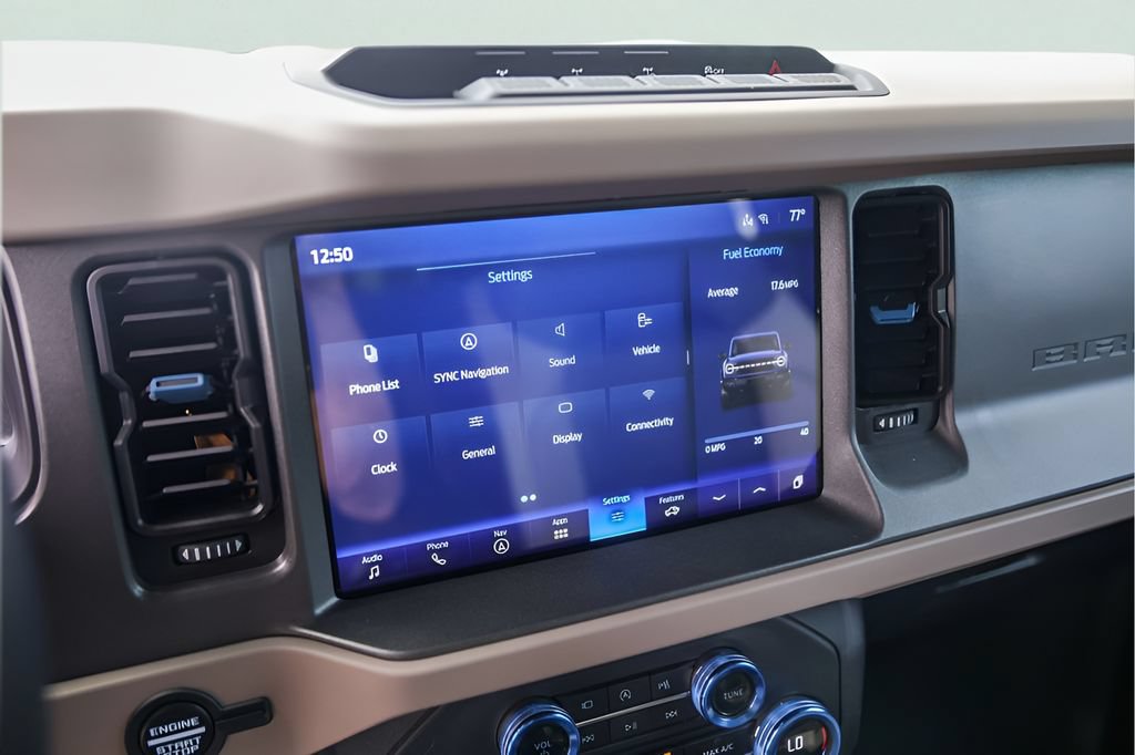 Used 2024 Ford Bronco Wildtrak AWD/4WD image 19