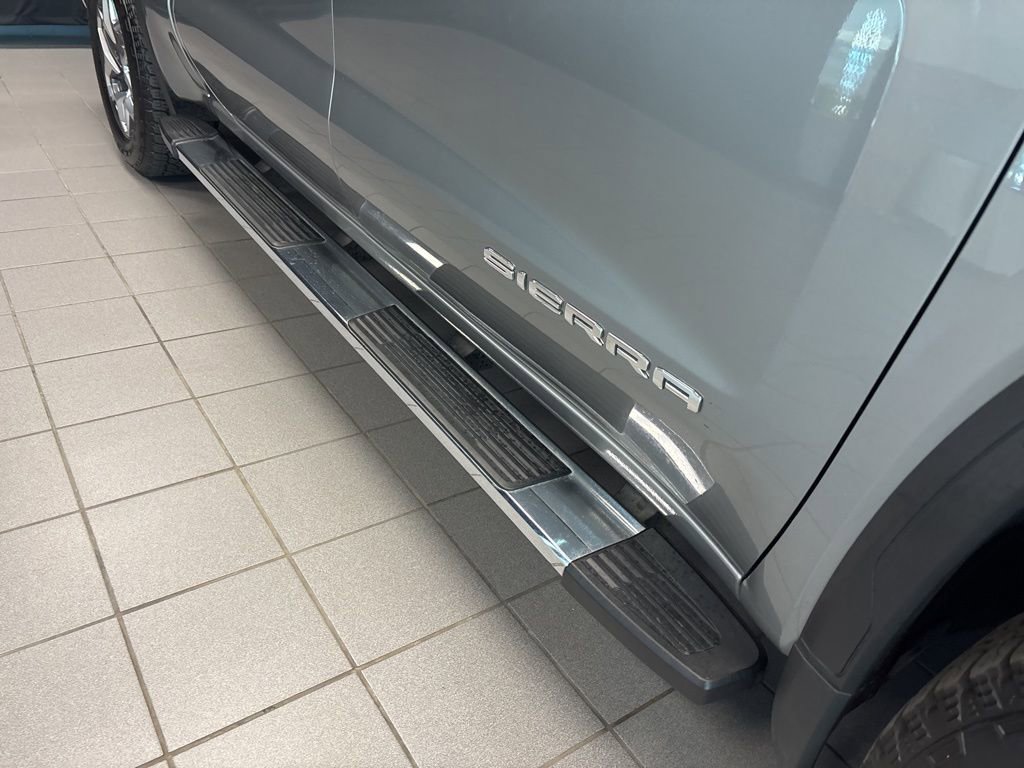 Used 2023 GMC Sierra 1500 SLT w/ SLT Premium Plus Package image 10