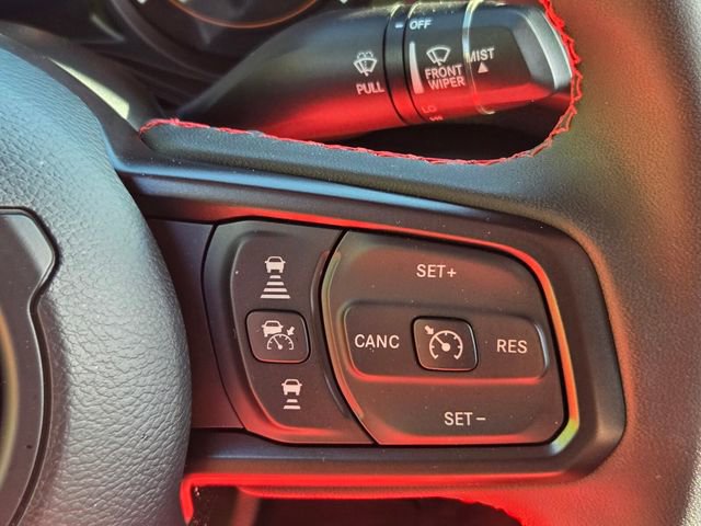 Used 2024 Jeep Wrangler Unlimited Rubicon w/ Convenience Group AWD/4WD image 22