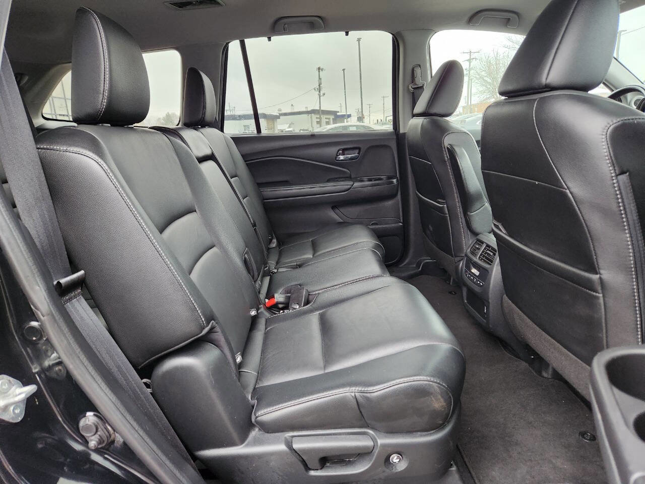Used 2021 Honda Pilot Special Edition image 14
