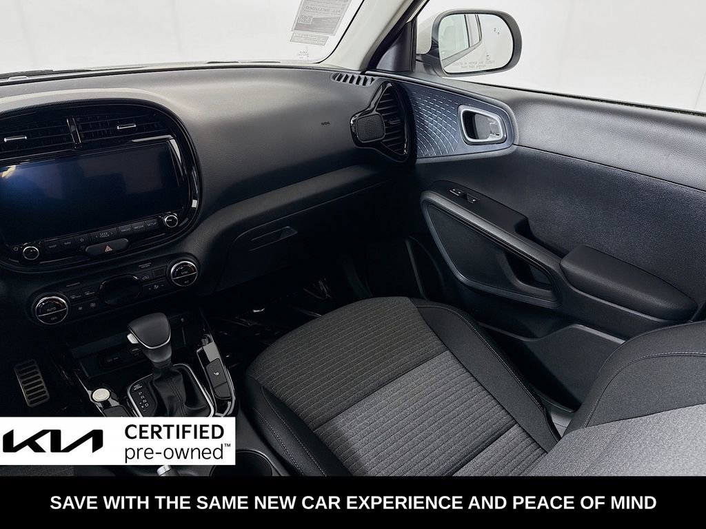 Certified 2025 Kia Soul EX image 29