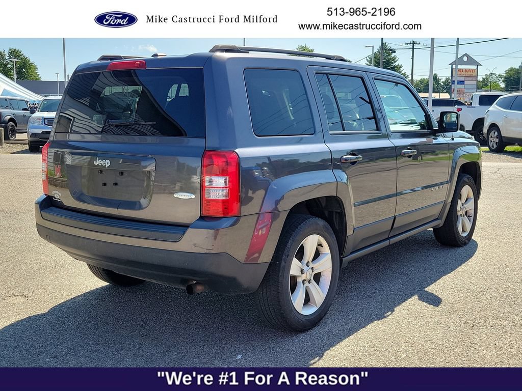 Used 2015 Jeep Patriot Latitude FWD image 5