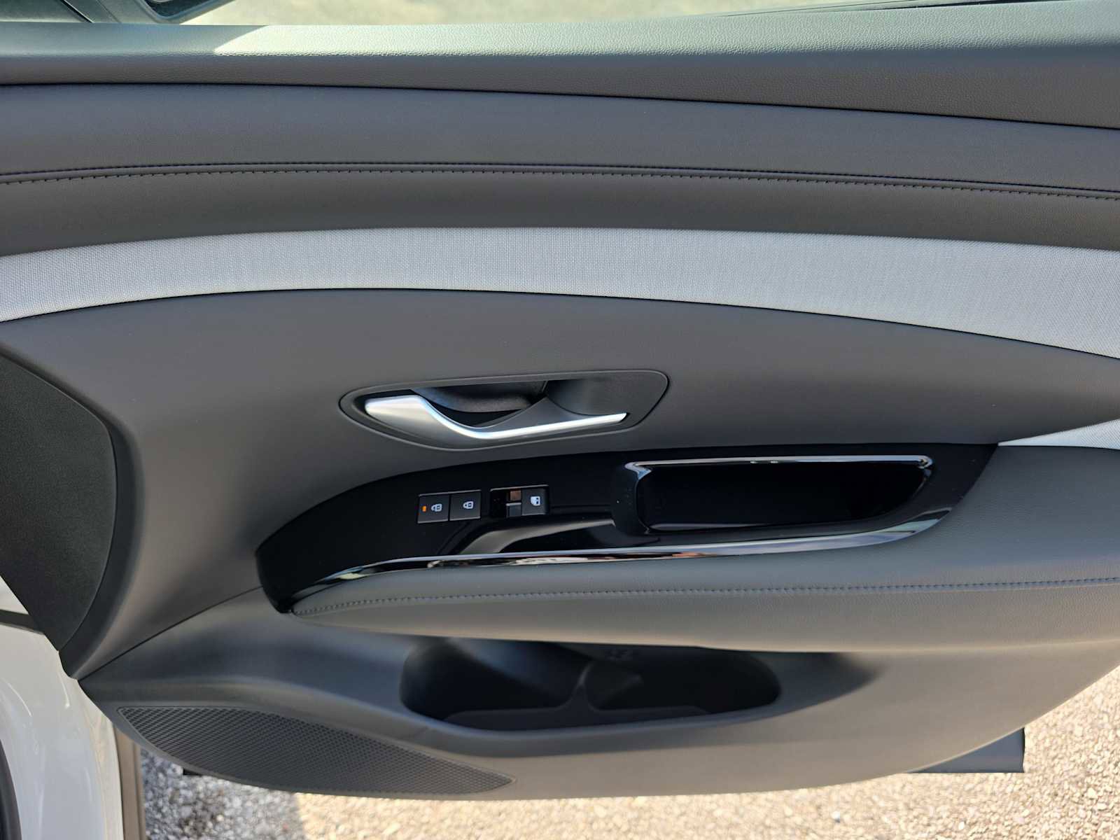 Used 2025 Hyundai Santa Cruz SEL image 32