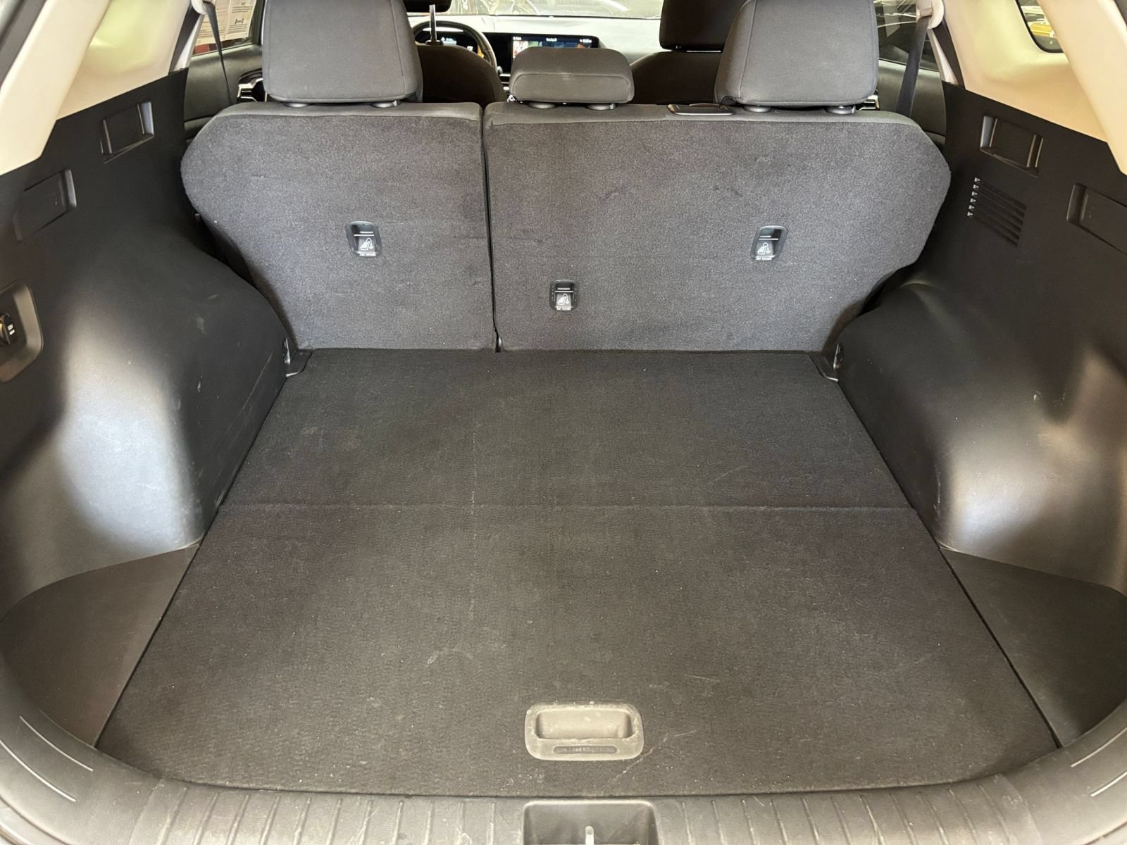 Used 2026 Kia Sportage LX FWD image 26
