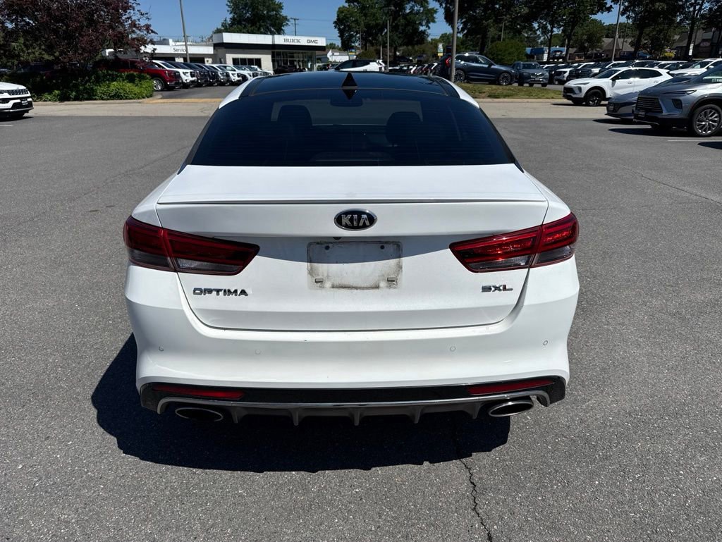 Used 2018 Kia Optima SX w/ Technology Package FWD image 4