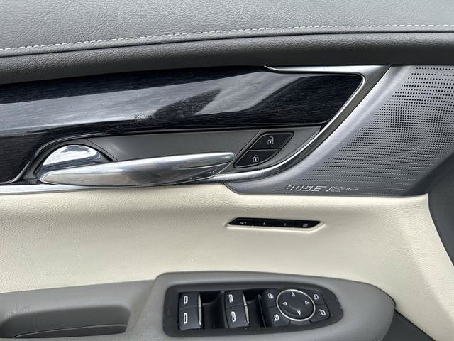 Certified 2023 Cadillac XT6 Premium Luxury AWD/4WD image 43