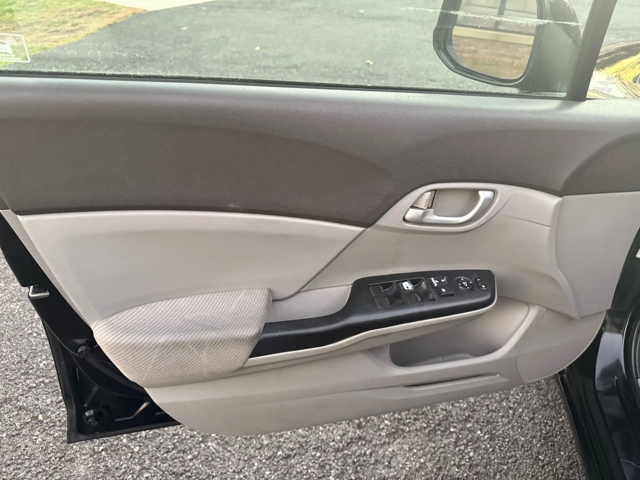 Used 2012 Honda Civic LX image 15