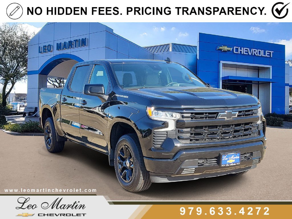 Used 2026 Chevrolet Silverado 1500 RST AWD/4WD image 2