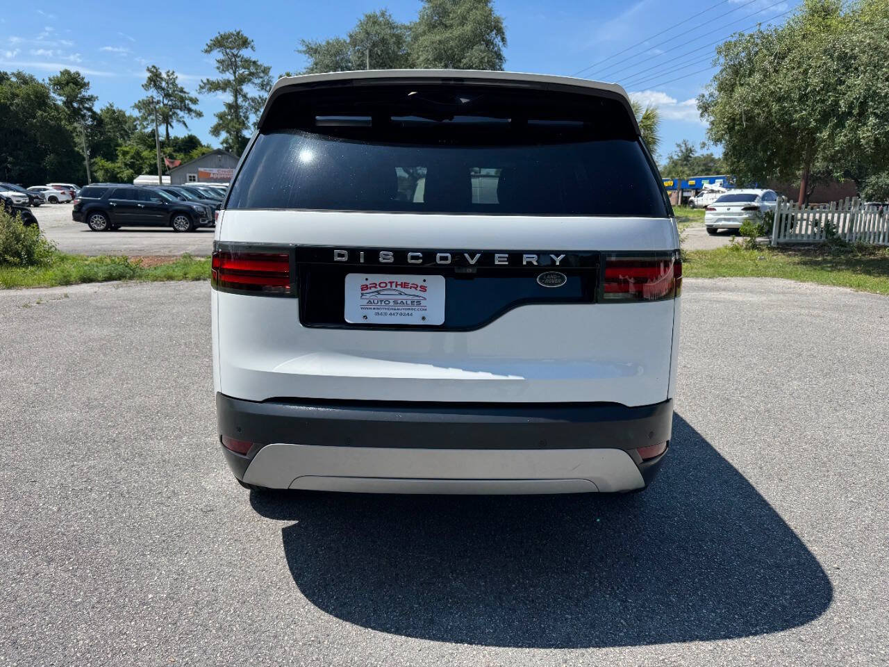 Used 2022 Land Rover Discovery S AWD/4WD image 32