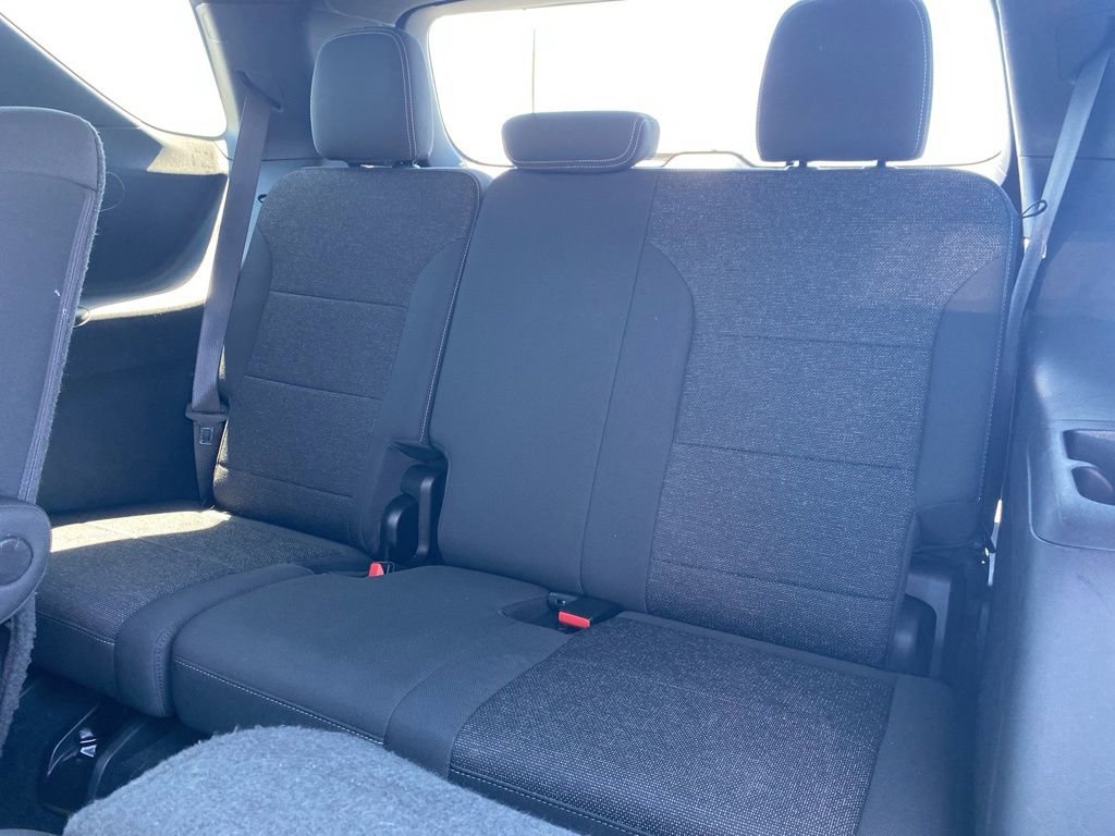 Used 2024 Chevrolet Traverse LT image 25