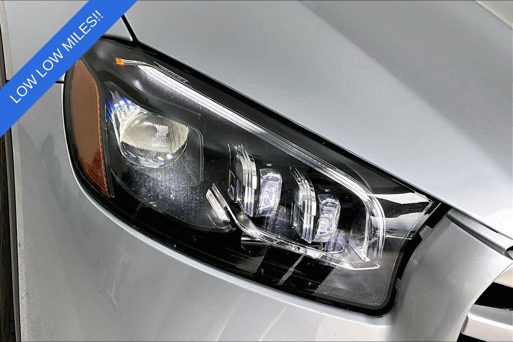 Used 2025 Mercedes-Benz GLS 450 4MATIC image 40