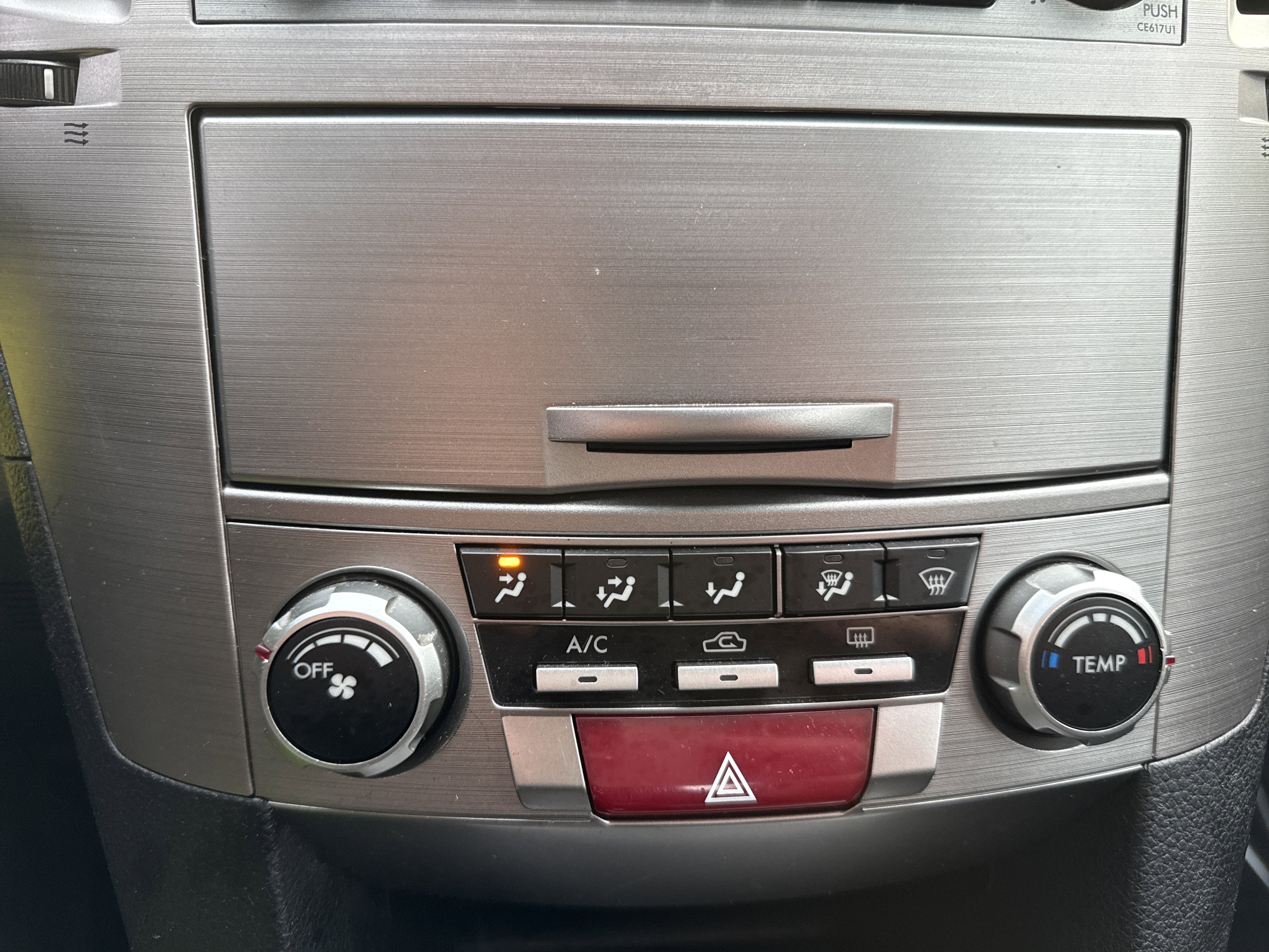 Used 2013 Subaru Legacy 2.5i Premium image 21