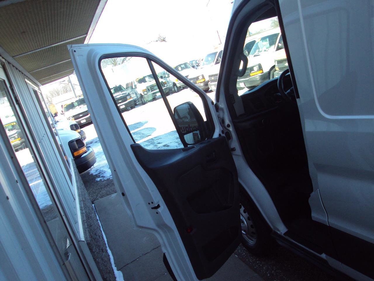Used 2023 Ford Transit 250 Medium Roof AWD image 14