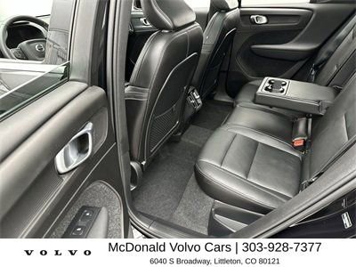 New 2025 Volvo XC40 B5 Core w/ Protection Package Premier AWD/4WD image 18