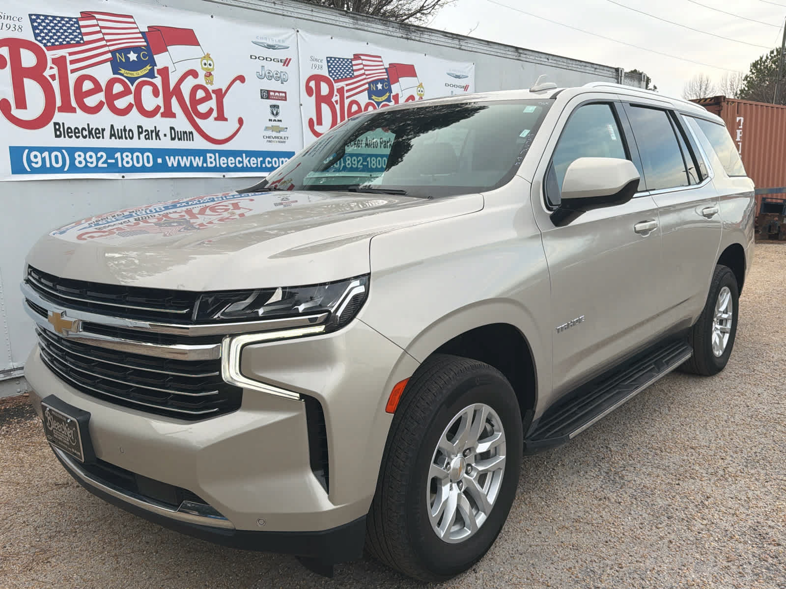 Used 2024 Chevrolet Tahoe LT AWD/4WD image 6