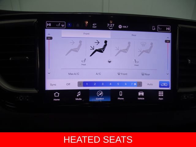 Used 2025 Chrysler Pacifica Select FWD image 14