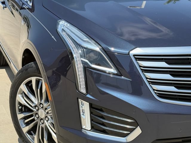 Used 2018 Cadillac XT5 Premium Luxury FWD image 3